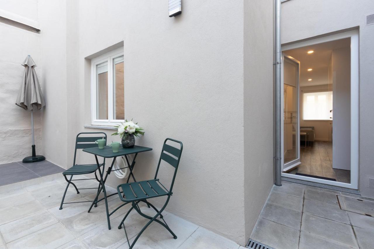Dona Emilia Guest House & Studio Apartment Building Виана-ду-Каштелу Экстерьер фото