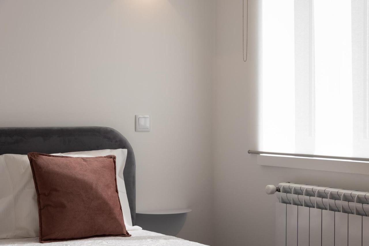 Dona Emilia Guest House & Studio Apartment Building Виана-ду-Каштелу Экстерьер фото