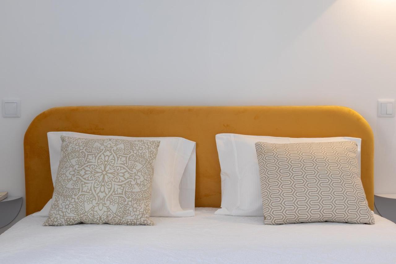 Dona Emilia Guest House & Studio Apartment Building Виана-ду-Каштелу Экстерьер фото
