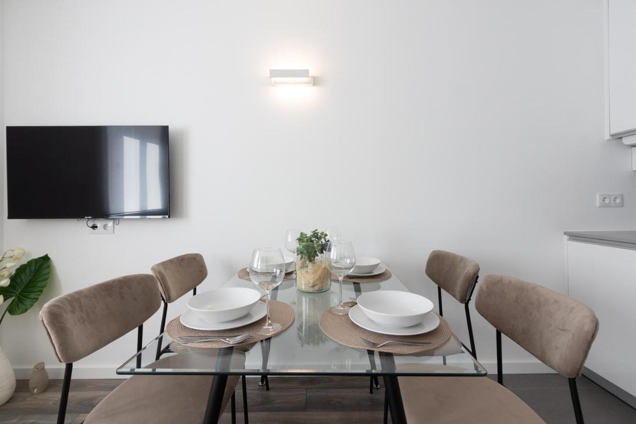 Dona Emilia Guest House & Studio Apartment Building Виана-ду-Каштелу Экстерьер фото