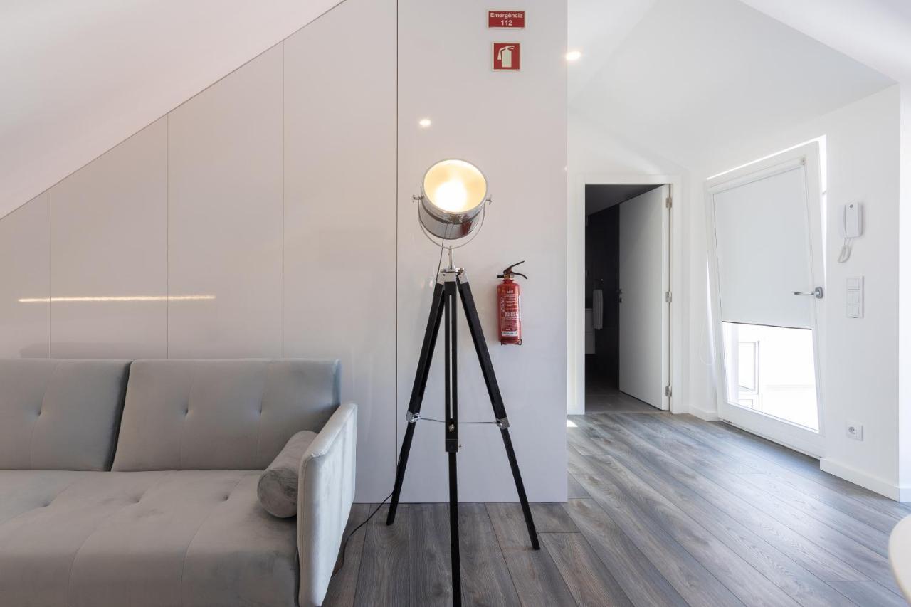Dona Emilia Guest House & Studio Apartment Building Виана-ду-Каштелу Экстерьер фото
