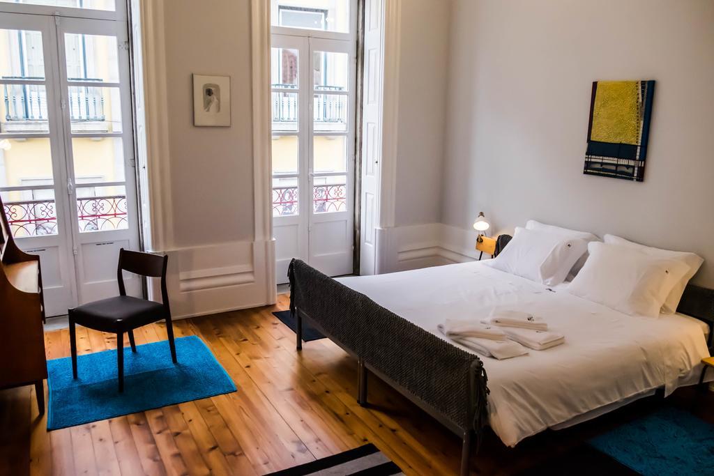 Dona Emilia Guest House & Studio Apartment Building Виана-ду-Каштелу Экстерьер фото